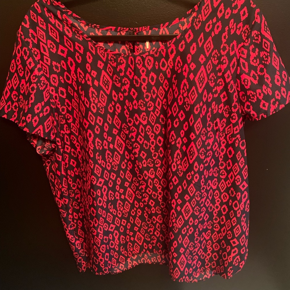 2XL, silk women’s shirt.
